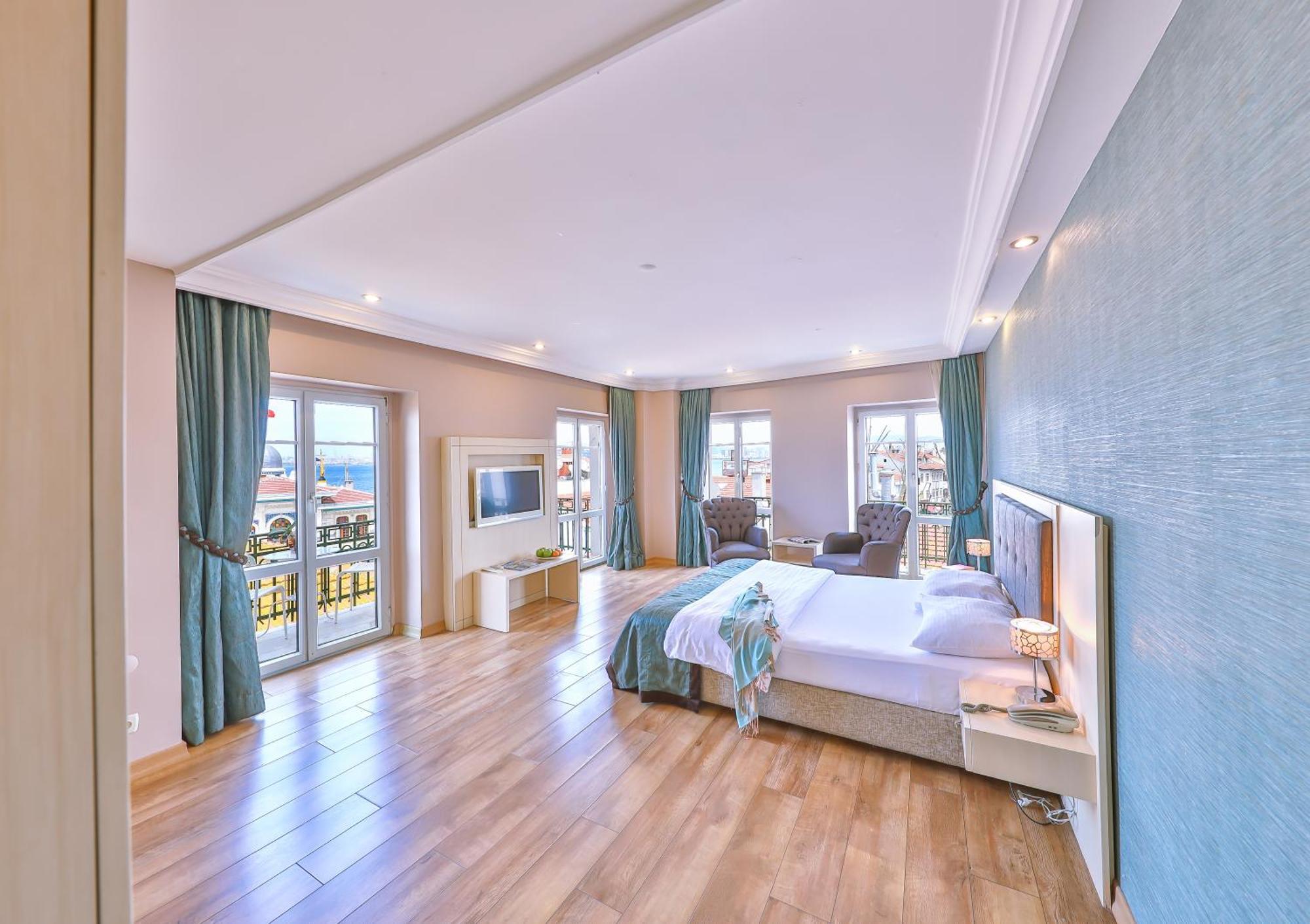 Buyukada Princess Hotel อดาลาร์ ภายนอก รูปภาพ