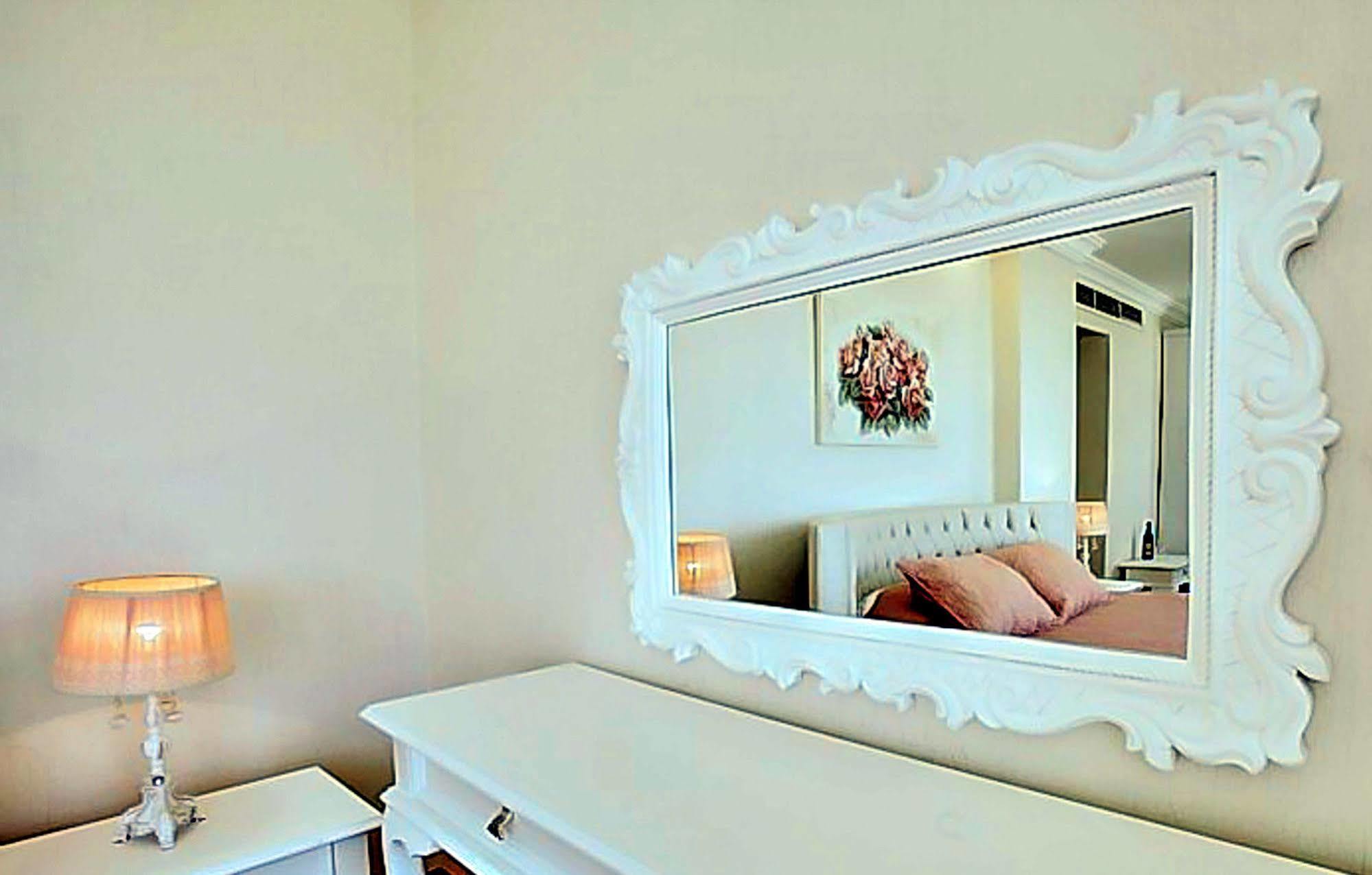 Buyukada Princess Hotel อดาลาร์ ภายนอก รูปภาพ