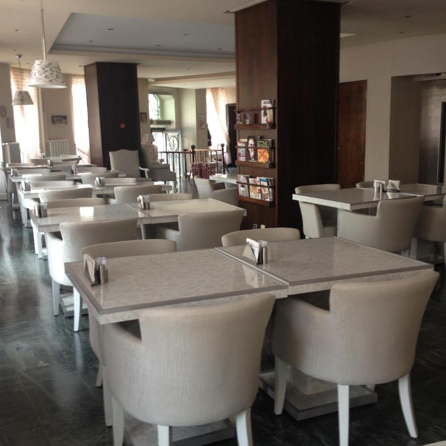 Buyukada Princess Hotel อดาลาร์ ภายนอก รูปภาพ